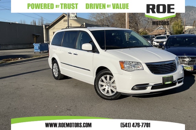 2015 Chrysler Town & Country Touring