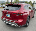 2022 Toyota Highlander Hybrid Platinum